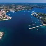 Gorgeous In With Wifi Apartment Porec