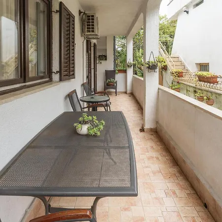 1 Bedroom Gorgeous In *