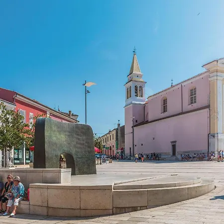 公寓 1 Bedroom Gorgeous In *