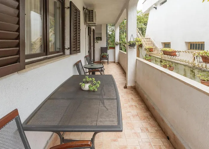 1 Bedroom Gorgeous In *